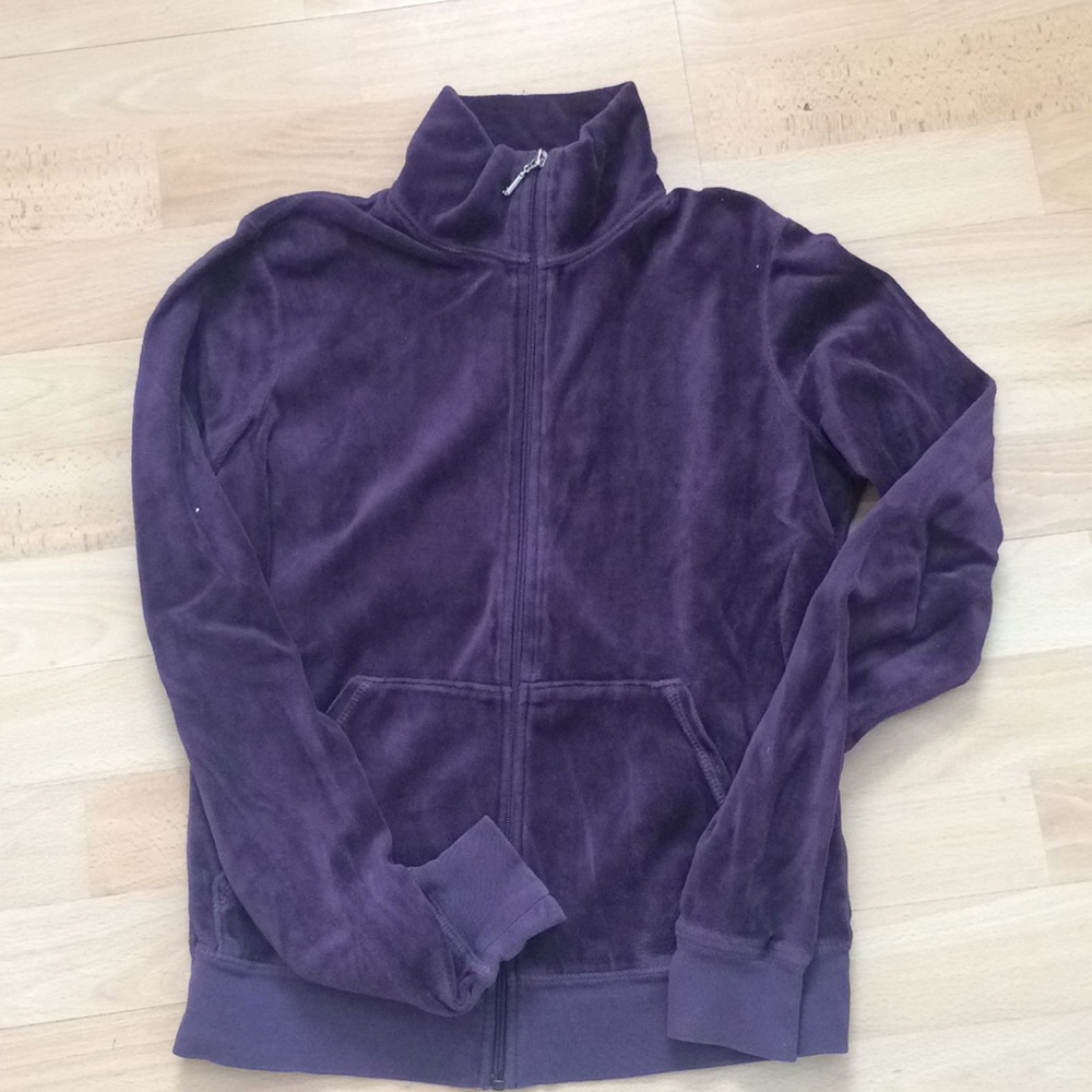 Mock zip up sweatshirt